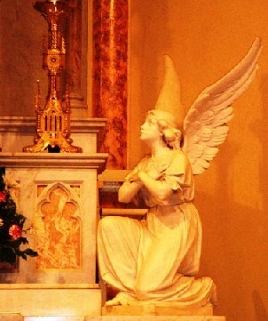 Angel Prays